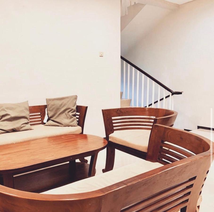 Imah Dago Villa - Budget Staycation Villa In Μπαντούνγκ Εξωτερικό φωτογραφία